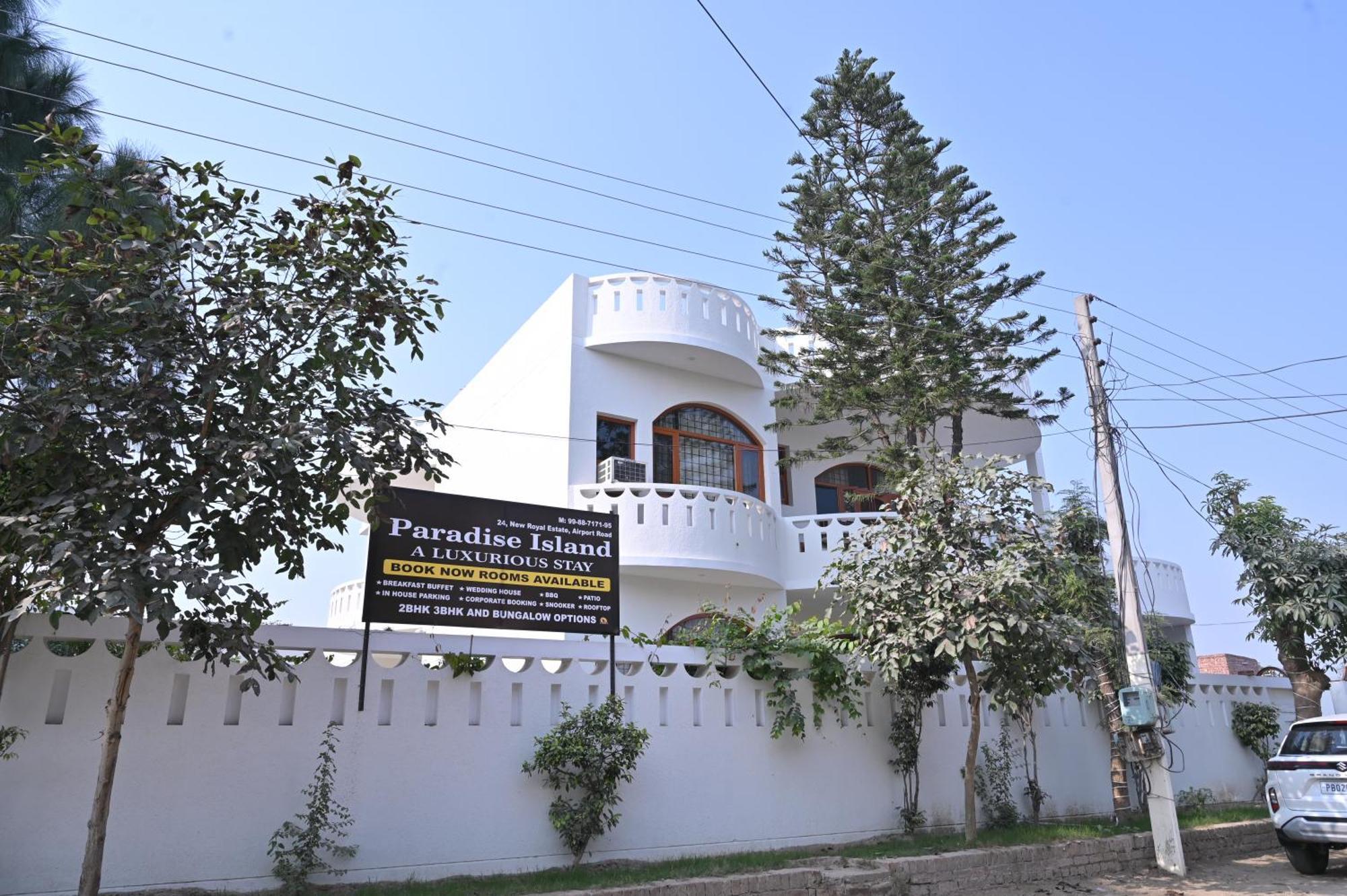 Paradise Island Amritsar Buitenkant foto