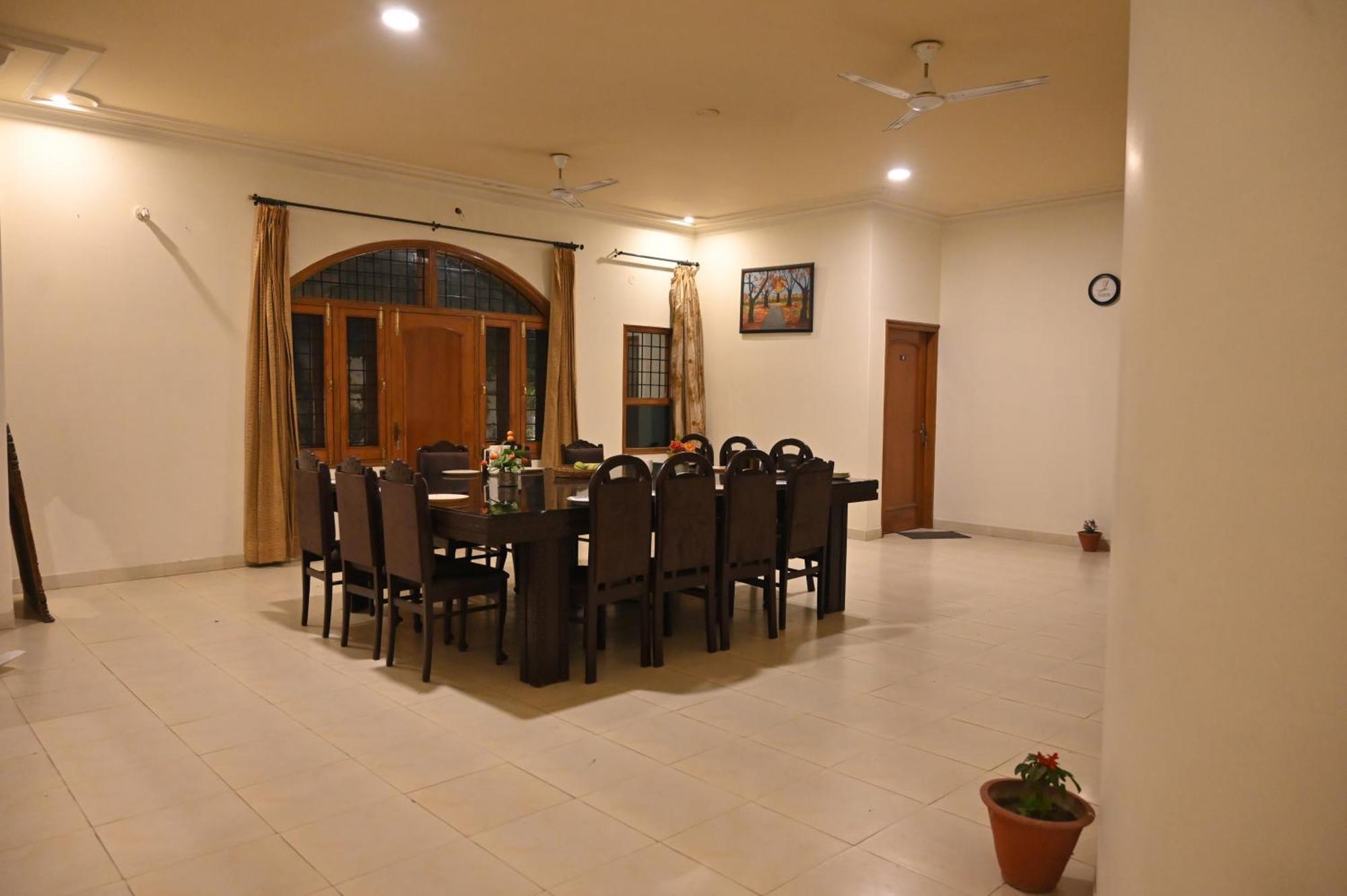 Paradise Island Amritsar Buitenkant foto