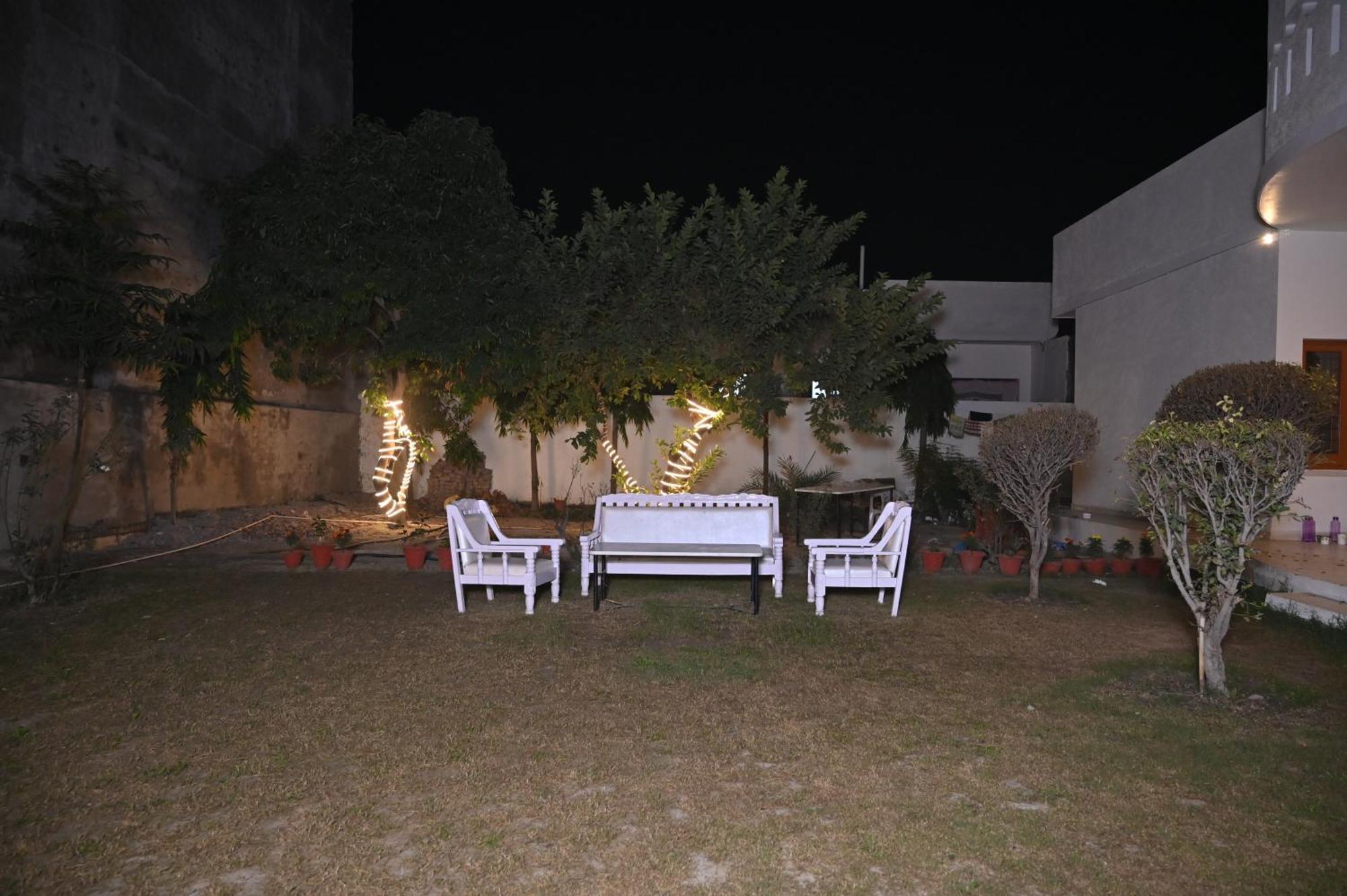 Paradise Island Amritsar Buitenkant foto